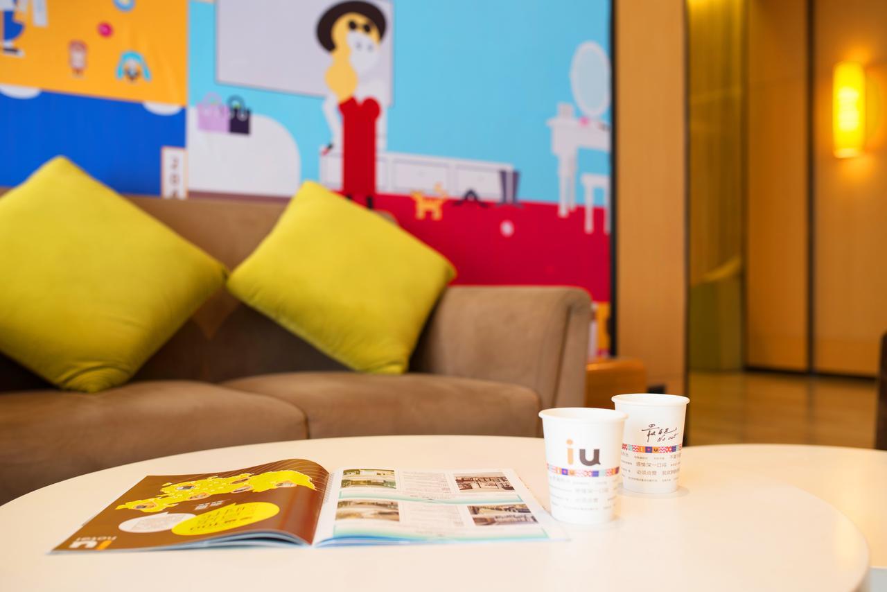 IU Hotel Guiyang Shibei Road Eksteriør billede