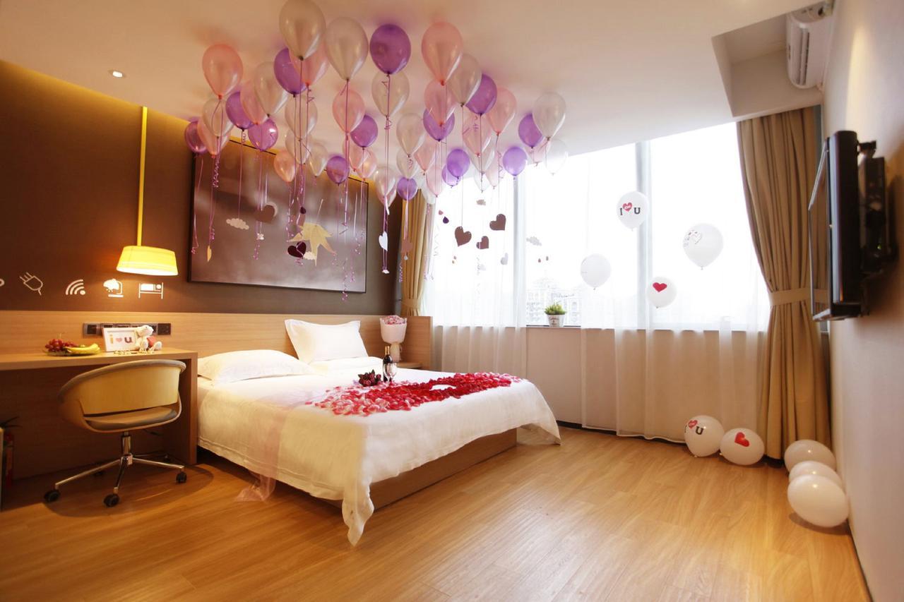IU Hotel Guiyang Shibei Road Eksteriør billede