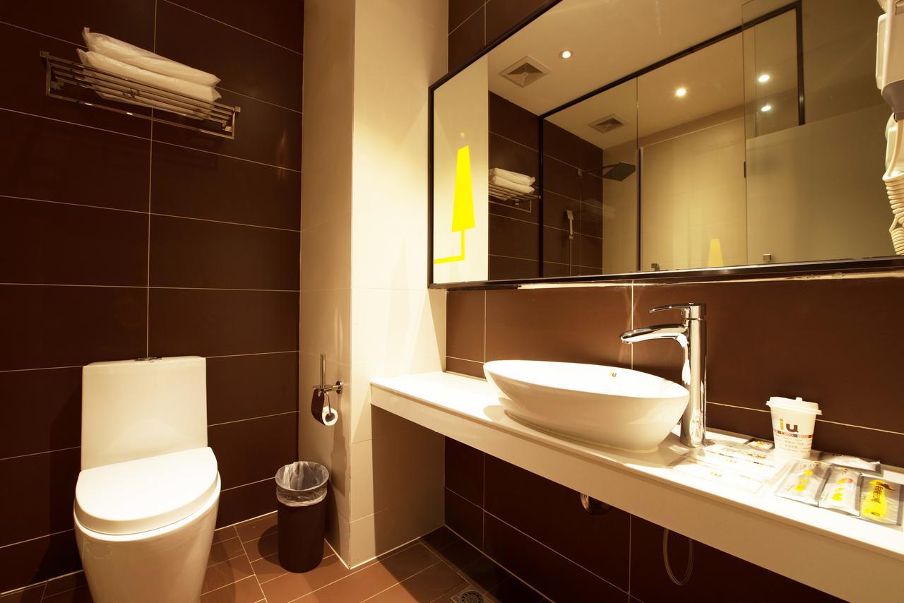 IU Hotel Guiyang Shibei Road Eksteriør billede