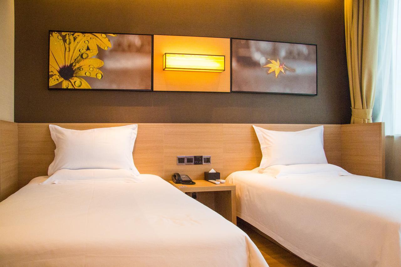 IU Hotel Guiyang Shibei Road Eksteriør billede